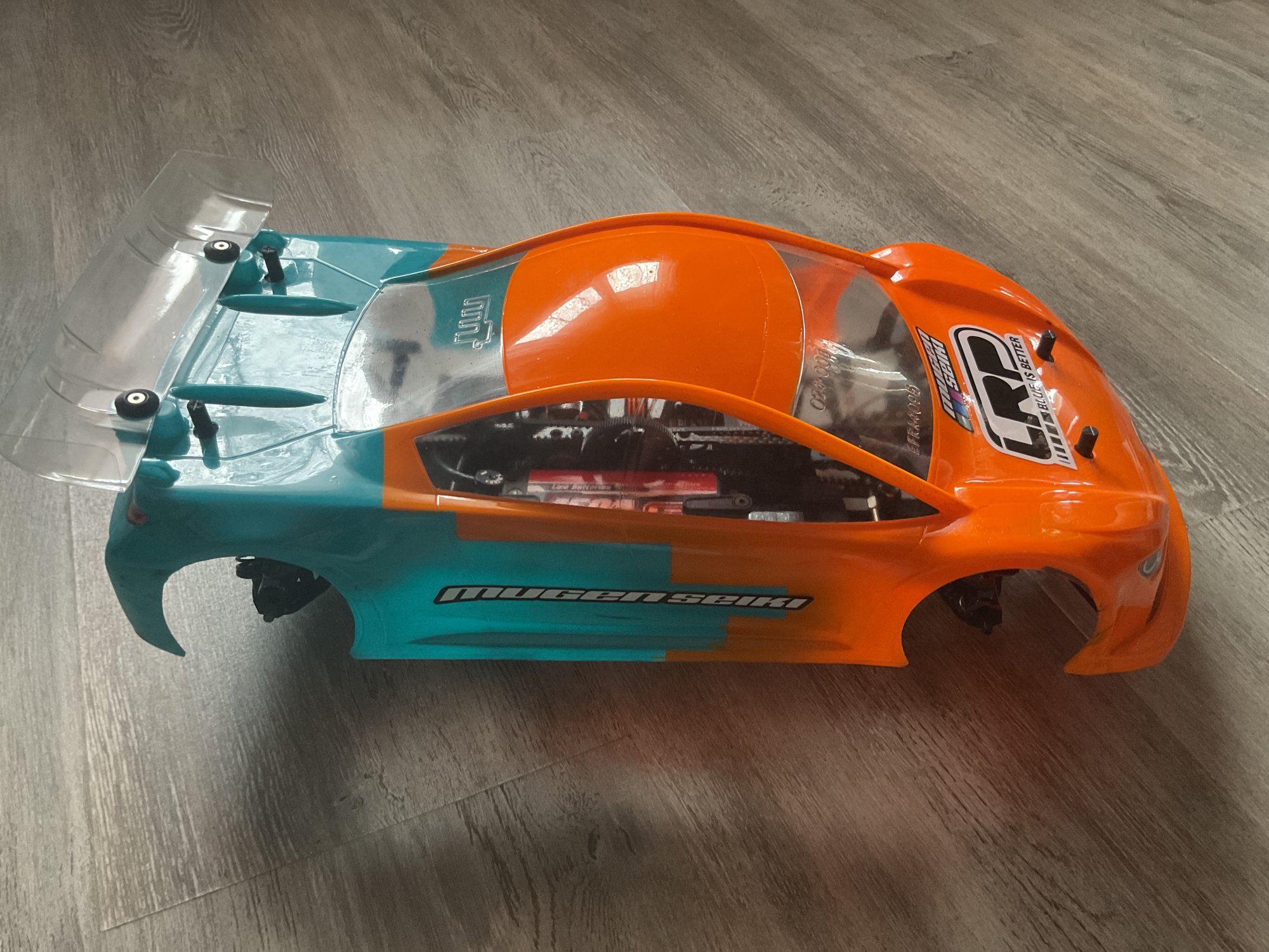 Mugen Seiki MTC2R, Piste 1/10 TC Stock 13.5T, voiture radiocommandée de Thierry Miné, RC Park