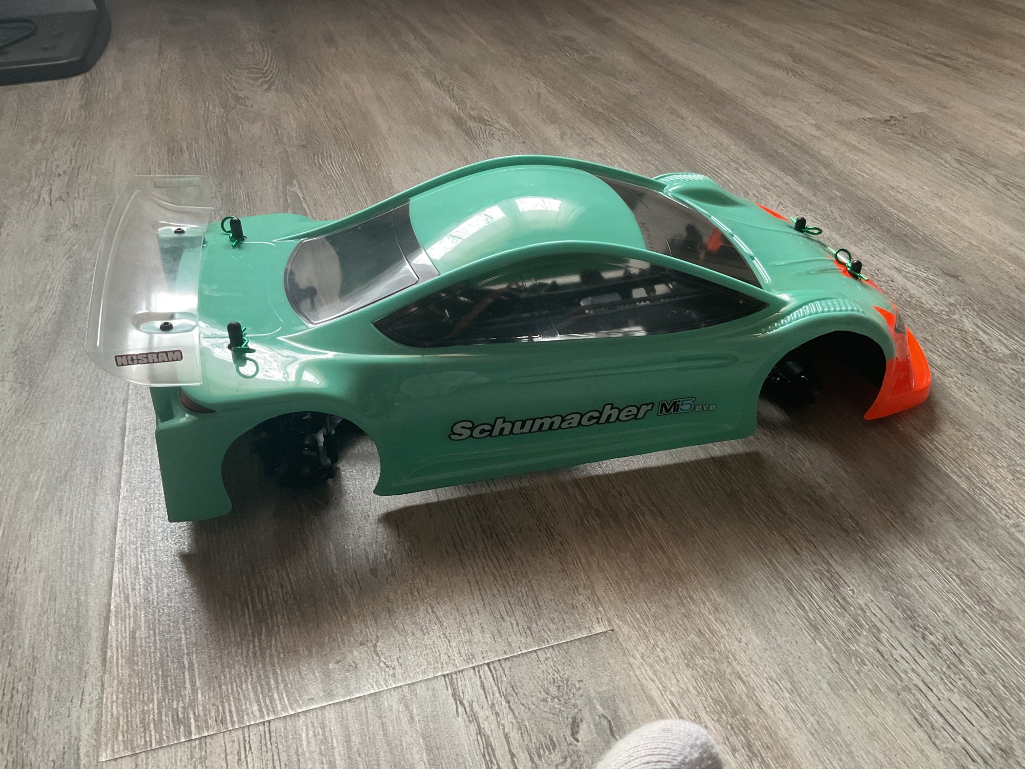Schumacher MI5 evo, Piste 1/10 TC Stock 17.5T, voiture radiocommandée de Thierry Miné, RC Park