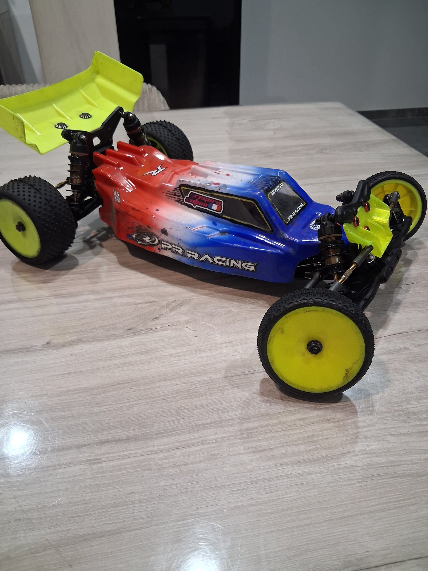 PR Racing B10r